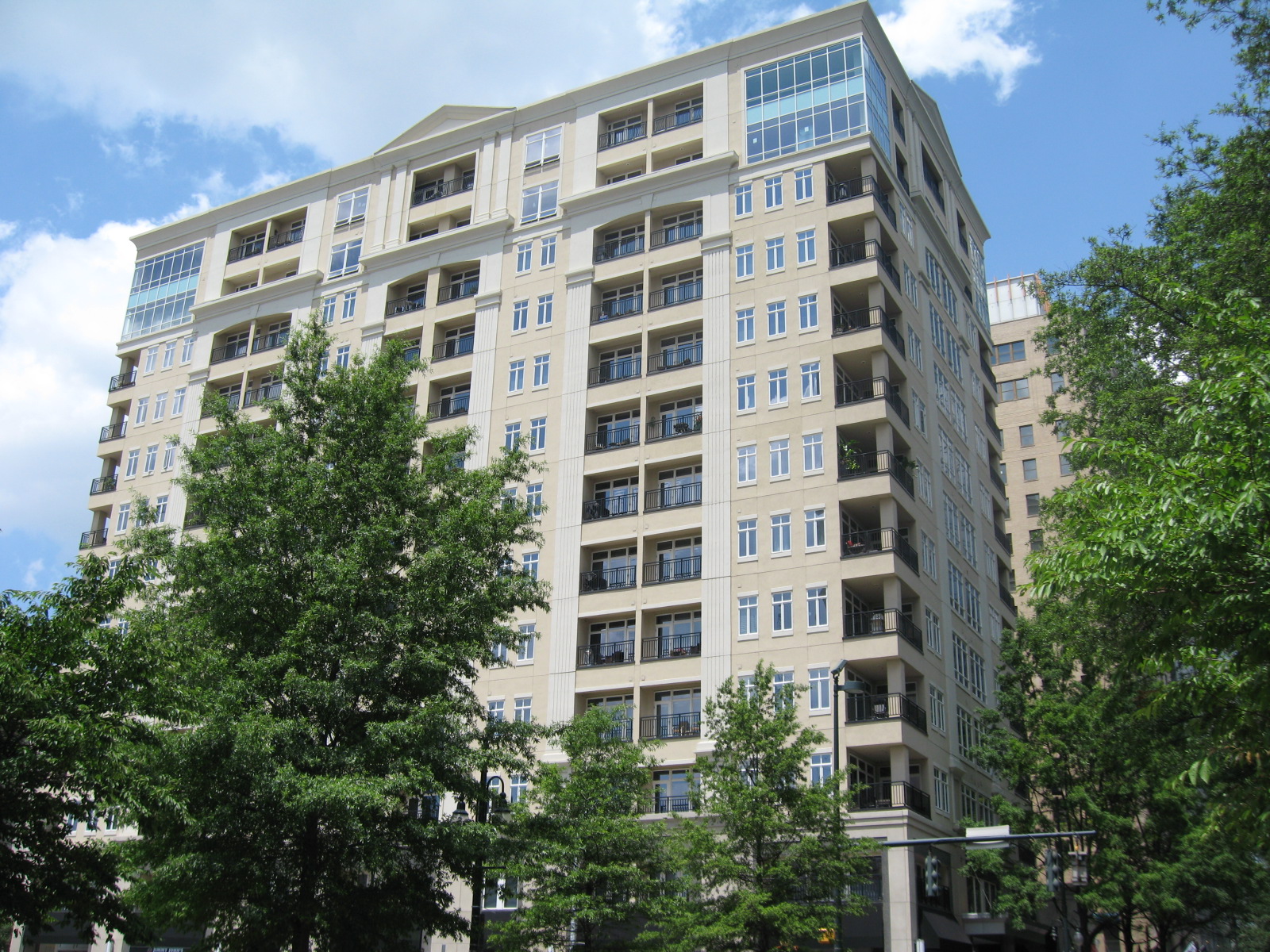 230 south tryon